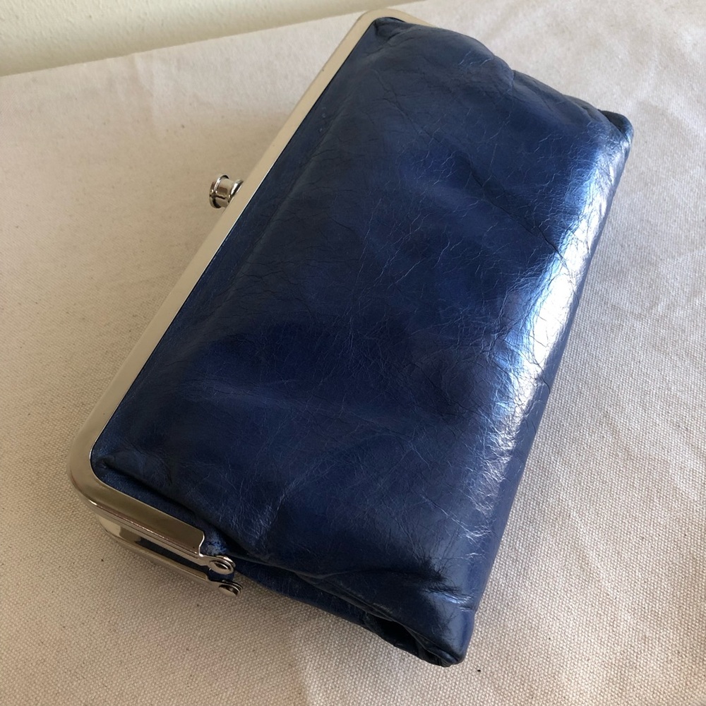 Hobo Blue vintage leather Lauren Kiss-Lock Wallet Red Logo Patch Summer favorite